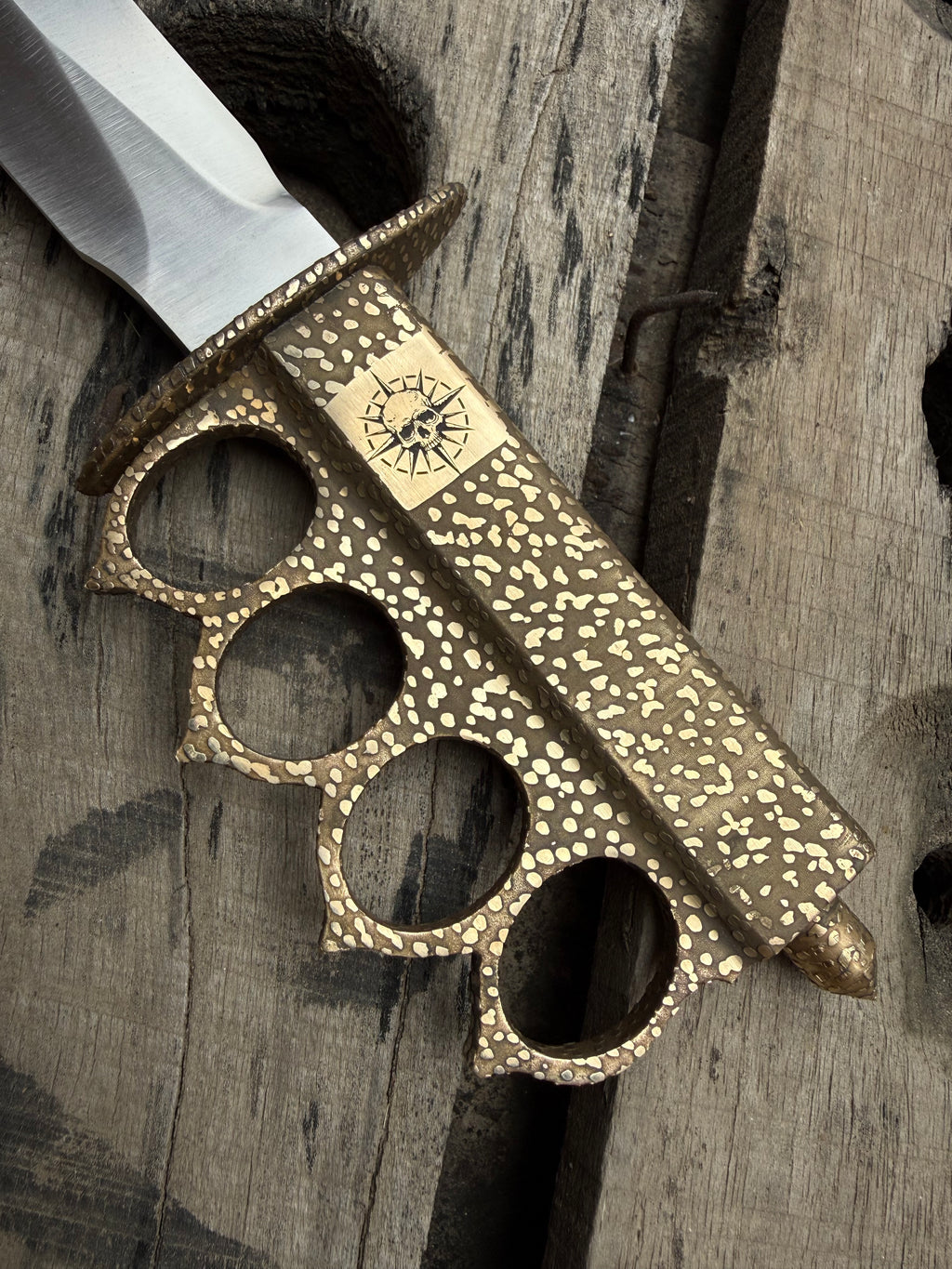 Brass Knuckle knife