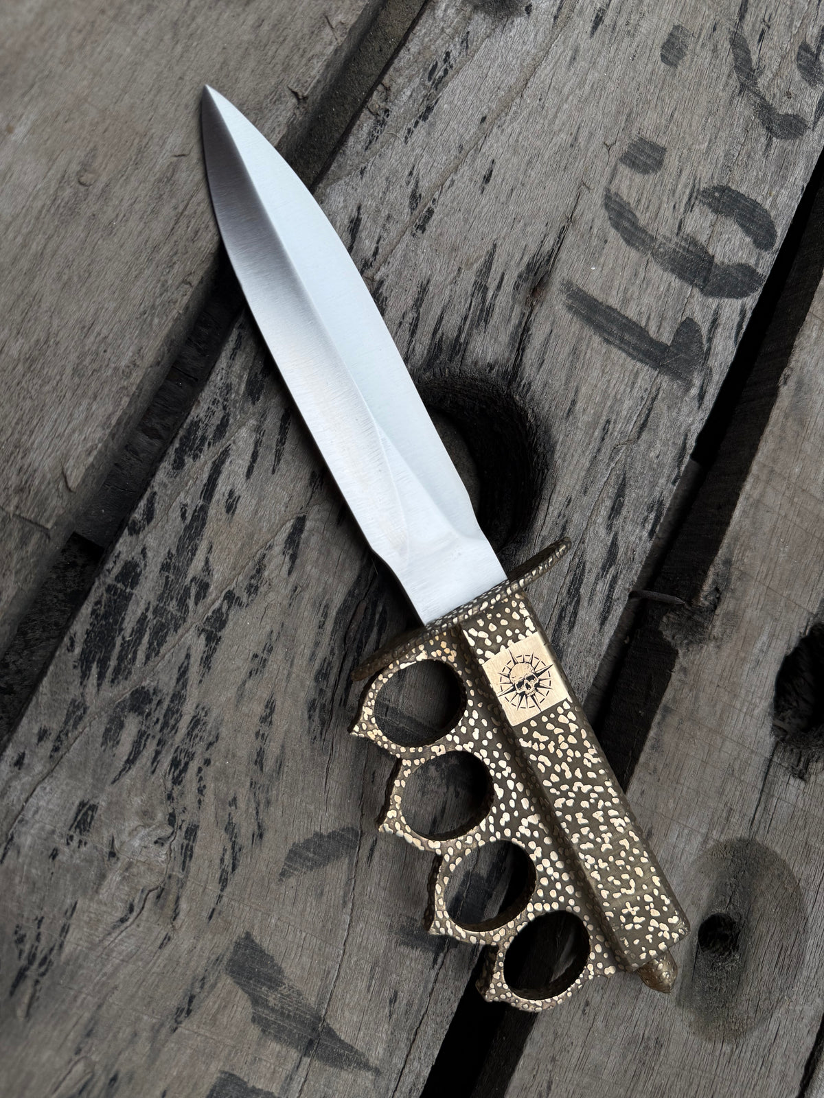 Brass Knuckle knife