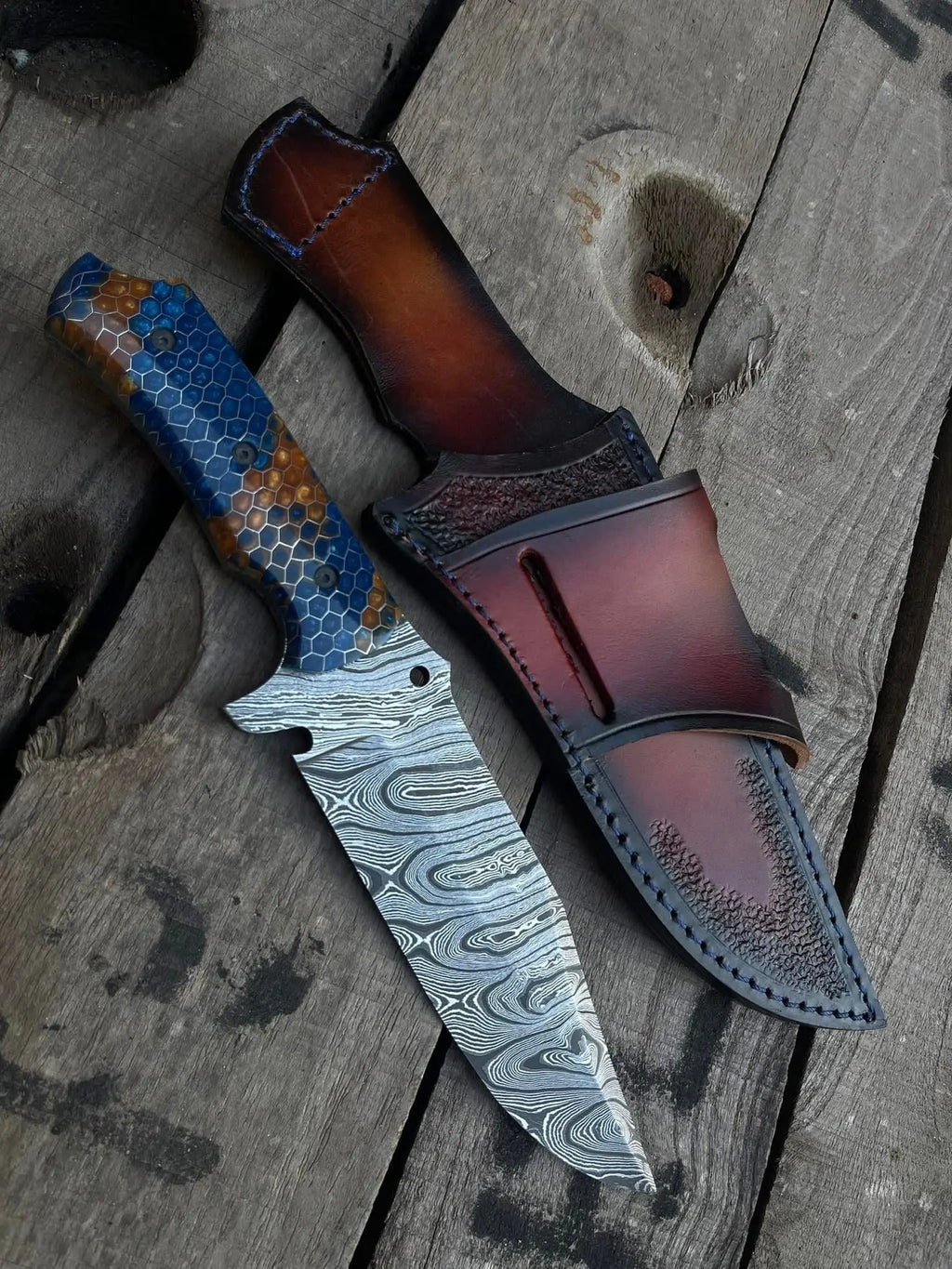 Handmade full tang Damascus knife with honeycomb blue and brown resin handle and Italian leather sheath - full view