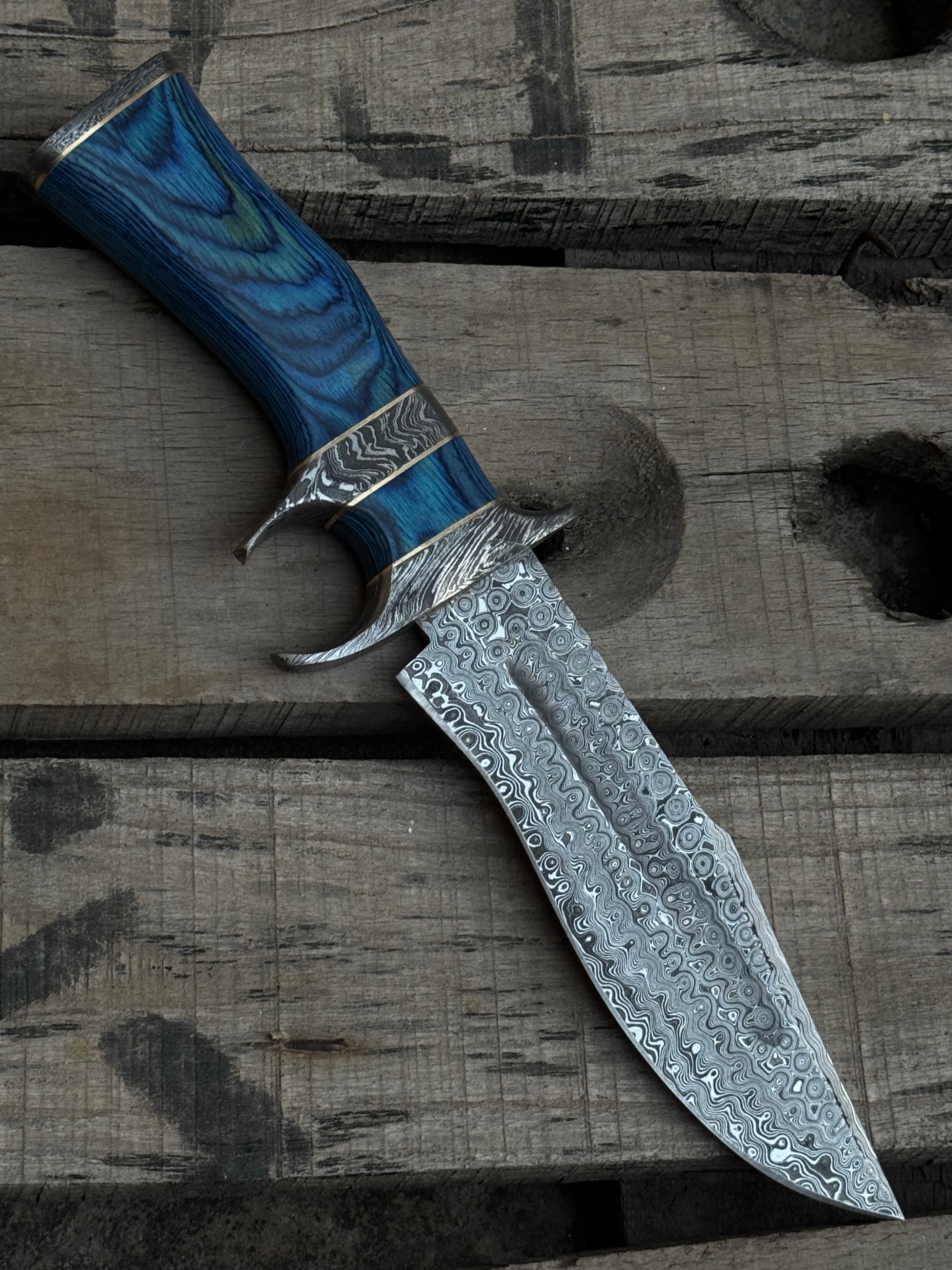 Full tang Damascus hunting knife side profile