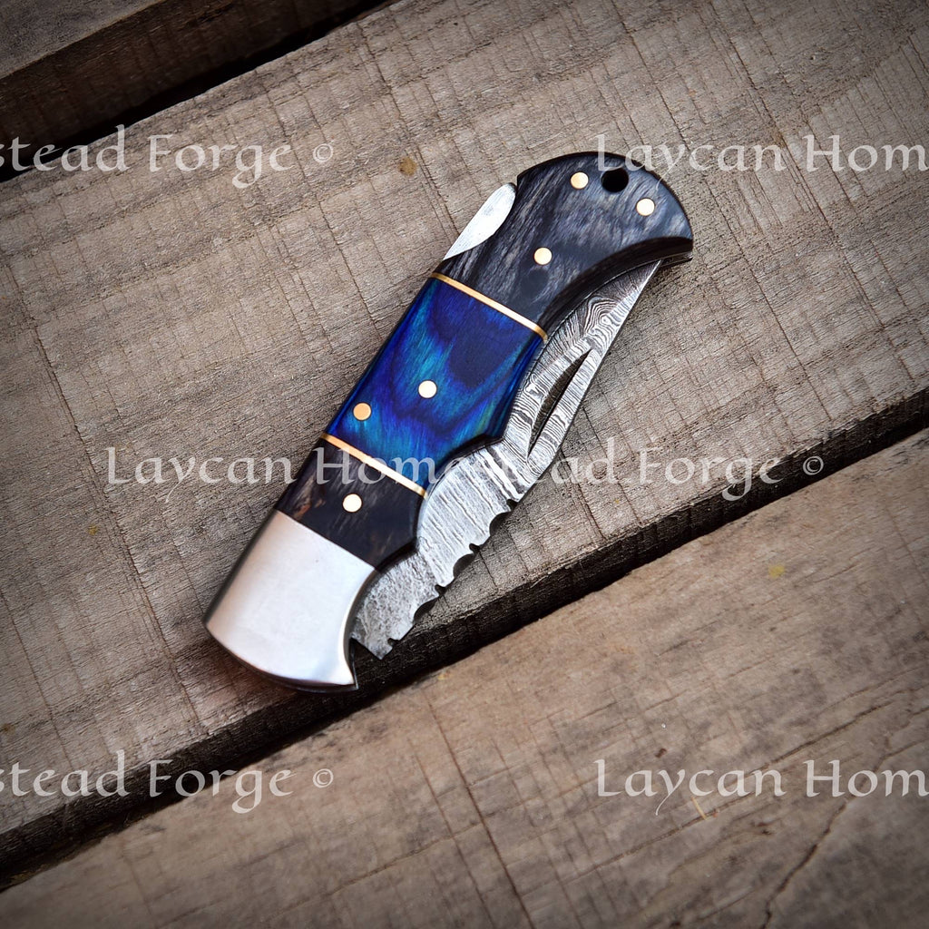 folding knife