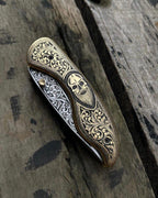 Gothic skull handle knife side profile